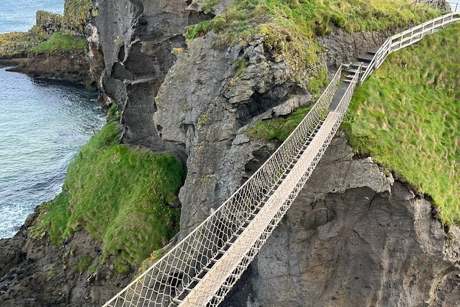 Private Giant's Causeway Tour including Game of Thrones Sites - Carrick-a-Rede and the view from Portaneevy