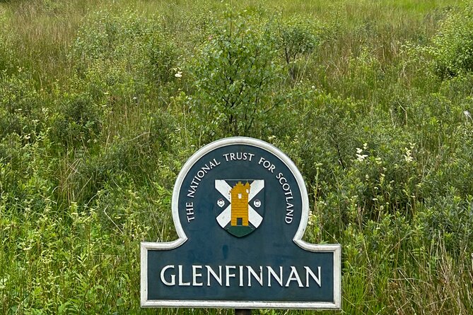 Private Harry Potter, Glenfinnan Viaduct, Highlands tour Glasgow - Fort William beneath Ben Nevis
