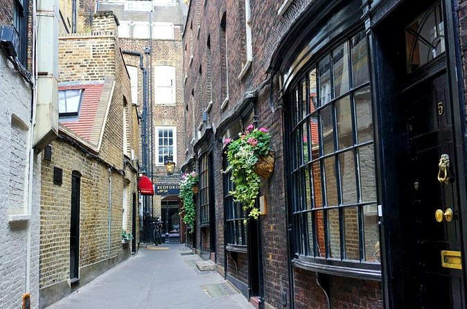 Private Harry Potter in London with Chauffeur Tour - MinaLima, the design shop behind the films