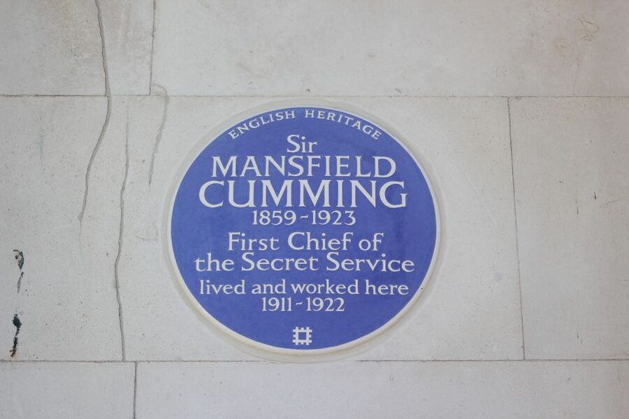 Private James Bond Fictional & Film Spy Tour of London - What the three-hour format feels like