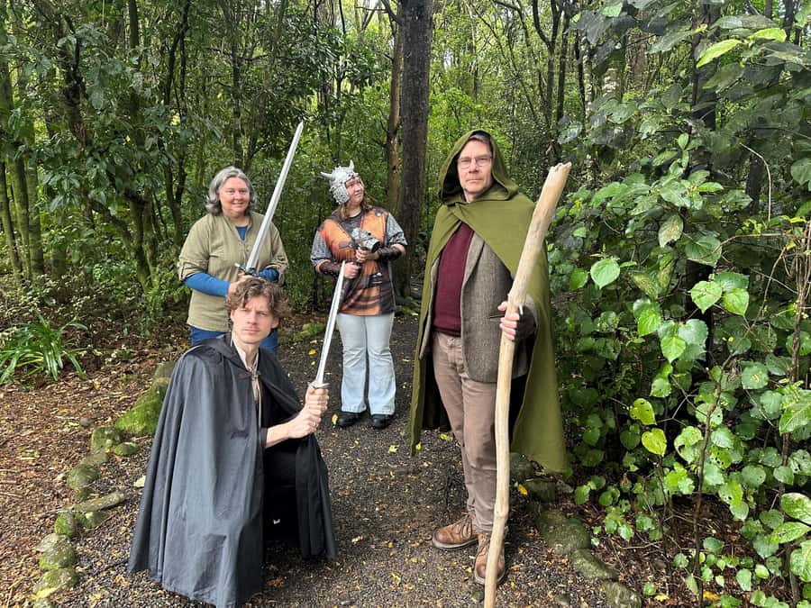 Private Lord of the Rings Tour Wellington with Lunch - Poets Park and Sam’s river escape