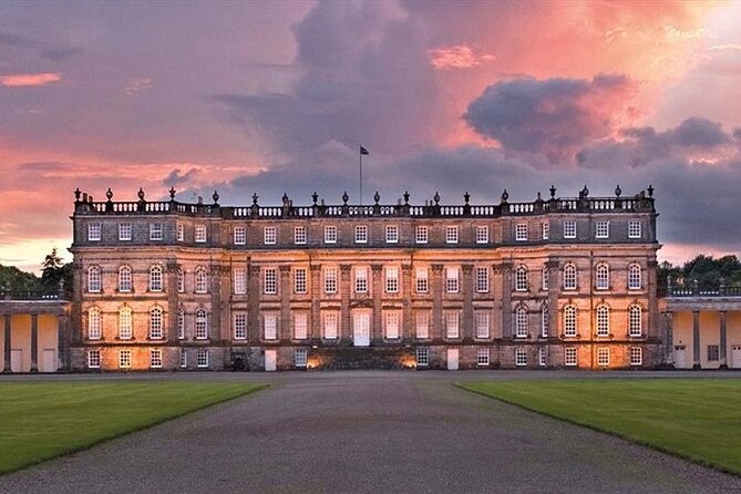 Private Luxury Outlander Tour: Sassenach Adventure From Edinburgh - Falkland and the beginning of Claire and Frank’s story