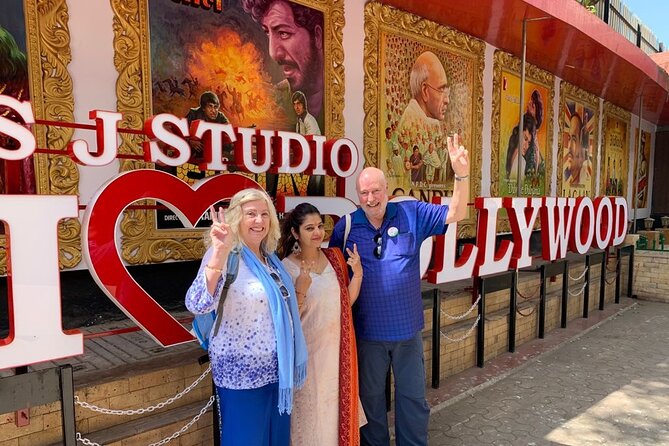 Private Mumbai City Tour and Bollywood Tour Combo with Transport - Mumbai in one day, with Bollywood after lunch