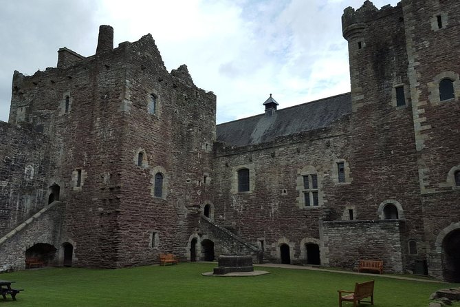 Private Outlander Day Tour from Edinburgh - Doune Castle, the real Castle Leoch