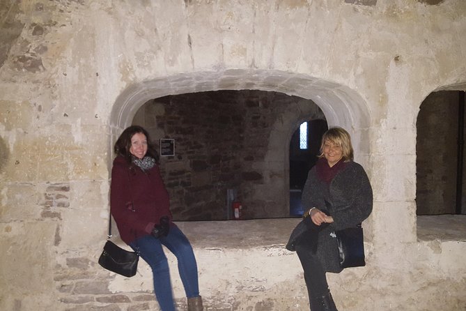 Private Outlander Day Tour from Edinburgh - Guides, communication, and the service risk