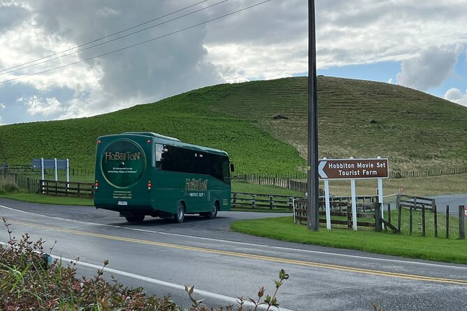 Private Round Trip Transport To Hobbiton From Auckland - How the timing works with Hobbiton entry
