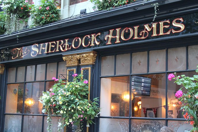 Private Sherlock Holmes Walking Tour of London - The Strand, the Sherlock Holmes pub, and literary London