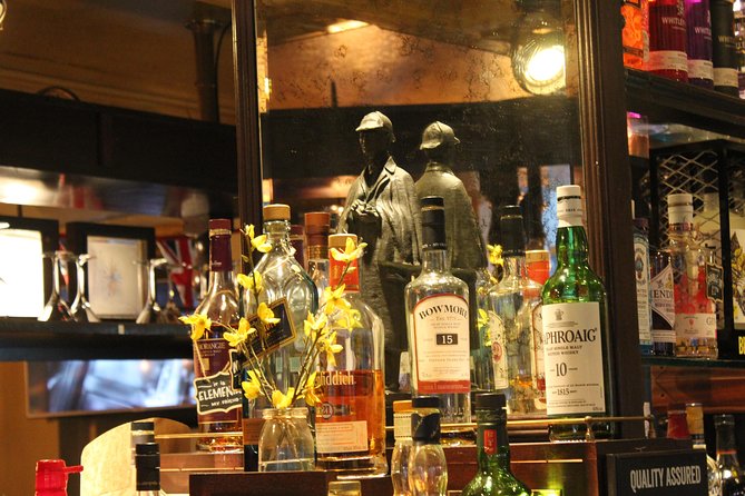 Private Sherlock Holmes Walking Tour of London - The Sherlock Holmes pub and its 221B sitting room