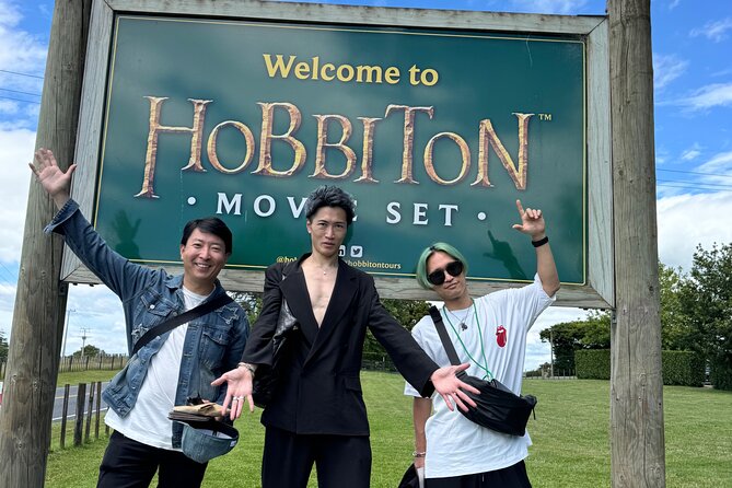 Private The Hobbiton Tour - Auckland Tour House - Mike and the practical side of the day