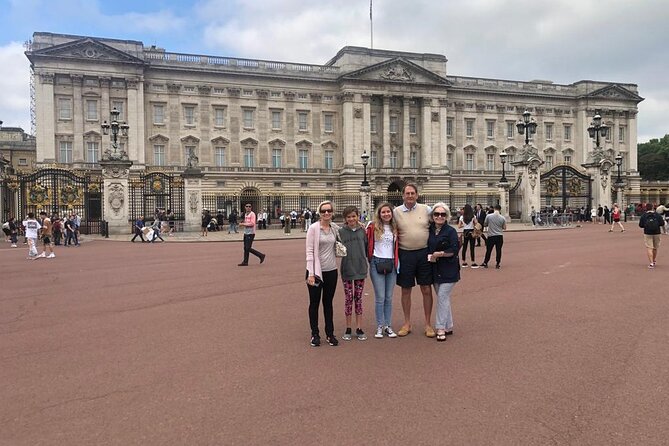 Private Tour: The London of Shakespeare, the Beatles, James Bond and Sherlock Holmes by Traditional Black Cab - Abbey Road, the Beatles, and the famous crossing