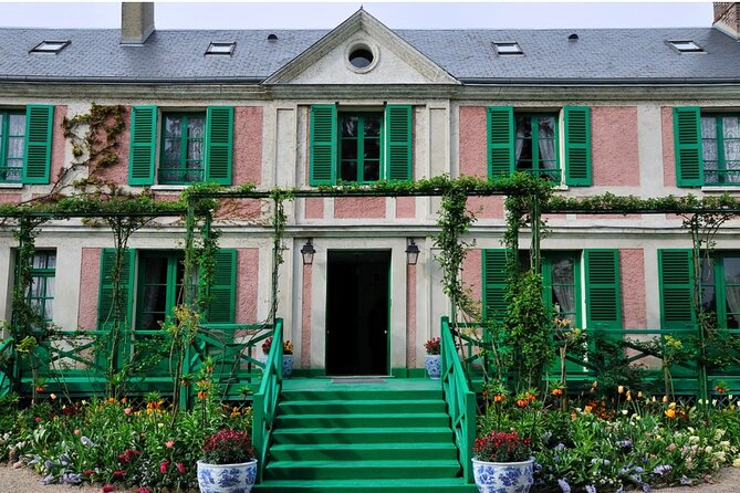 Private Tour with Guide to Midnight in Paris Movie Locations - What this private Paris movie walk is really like