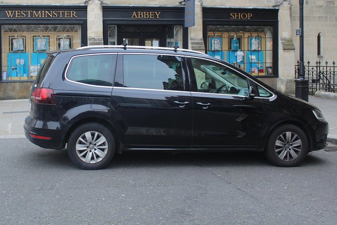 Private Transfer: Central London to Harry Potter Warner Bros Studio in Leavesden - Leaving central London with a driver who keeps in touch