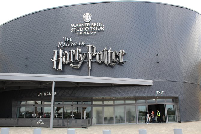 Private Transfer: Central London to Harry Potter Warner Bros Studio in Leavesden - Arriving at the Harry Potter Studio in Leavesden