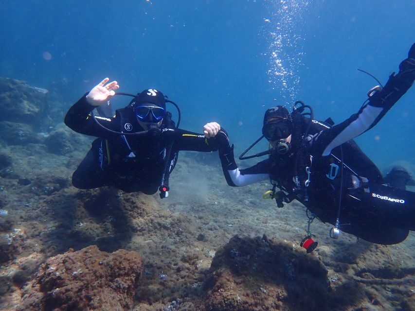 Puerto del Carmen: Try Scuba Diving from the beach - The 30-minute briefing keeps the nerves in check
