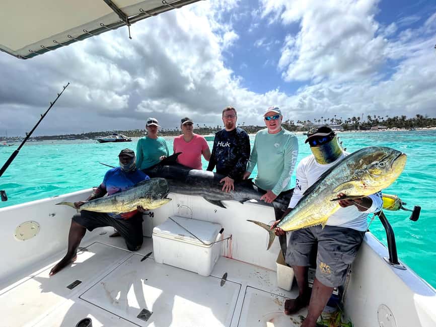 Punta Cana offshore private fishing charter "Sherlock" 39 ' - What to bring for a better day