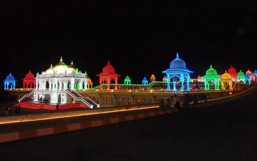 Ramoji Film City: Full Day Tour with Lunch - Exploring Action Studio and Filmy Duniya