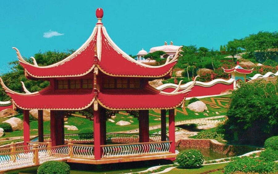 Ramoji Film City: Full Day Tour with Lunch - Lunch at the Superstar restaurant