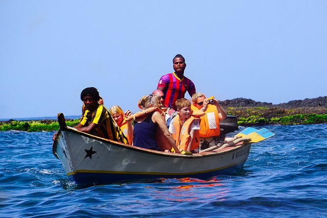 Ribeira da Barca: Boat Trip to the Cave, Snorkeling and BBQ on the beach - From Praia to Ribeira da Barca