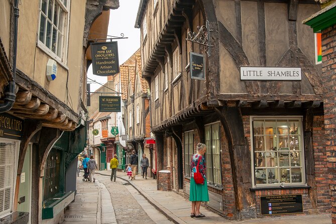 Romans, Vikings and Medieval York: An Audio Tour - The Treasurer’s House and York’s ghost story