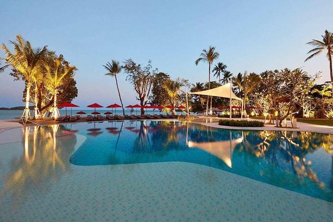Romantic 4-Course Dinner for Two on the Beach by the Amari Samui - The four-course Thai meal