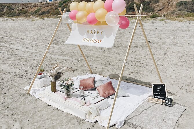 Romantic Picnic by the beach - The picnic setup and two-hour pace