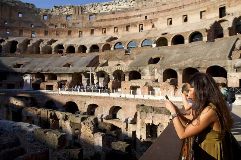 Rome: Colosseum Gladiator's Arena and Roman Forum Tour - Palatine Hill: imperial views and rough paths