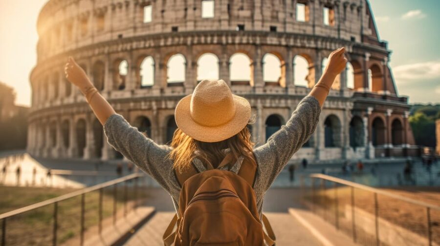 Rome: Colosseum Tour with Gladiator's Arena Option and Forum - Live guide or digital audioguide?