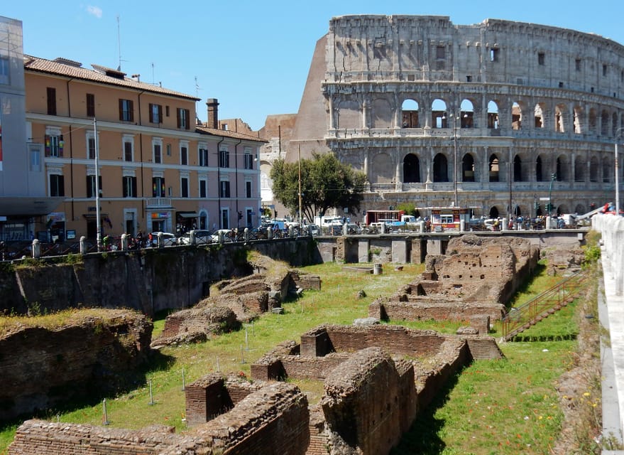 Rome: Colosseum Tour with Gladiator's Arena Option and Forum - Practical preparation for the ancient center
