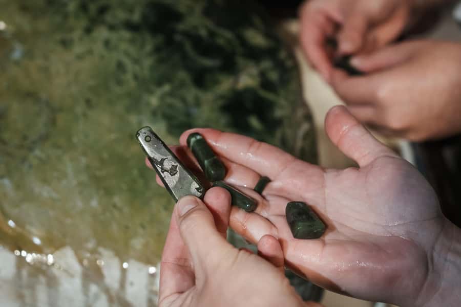 Rotorua: Jade Carving Experience at a Local Studio - How to fit it into a Rotorua day