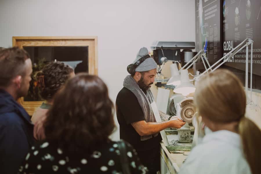 Rotorua: Jade Carving Experience at a Local Studio - Entering Mountain Jade at 1288 Fenton Street