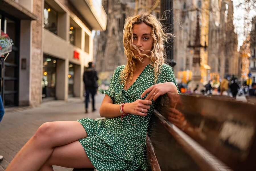 Sagrada Familia cinematic photoshoot - Sagrada Familia portraits in a short Barcelona session