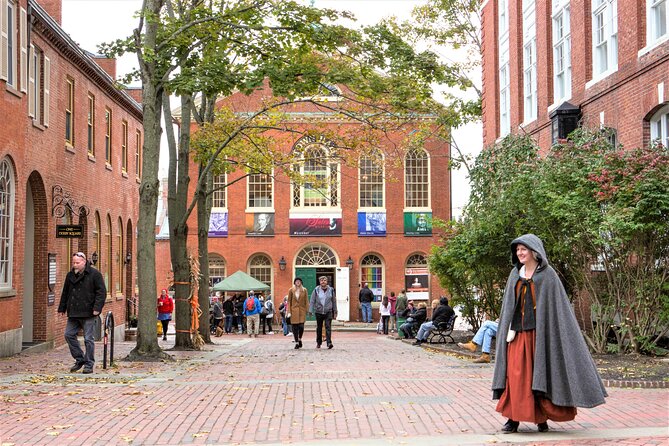 Salem "Hocus Pocus" Movie Locations Tour (31st Anniversary) - Salem Common: A Practical Starting Point
