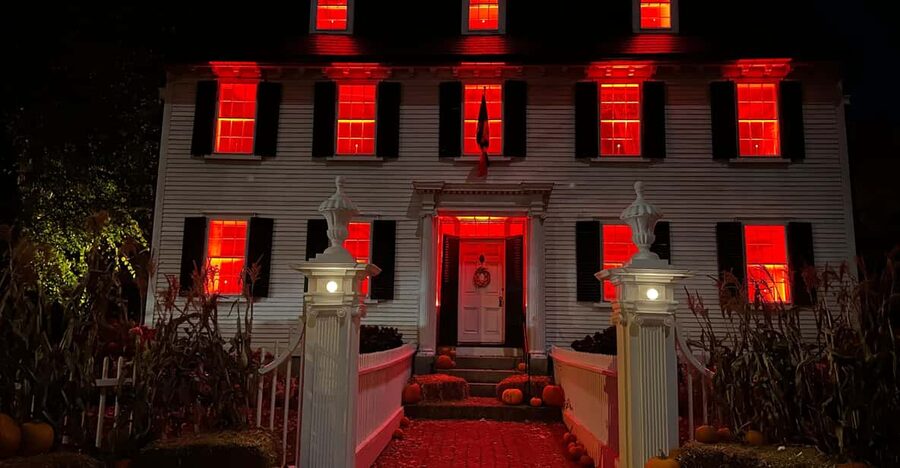 Salem, MA: Hocus Pocus Movie Guided Walking Tour - Why this Salem walking tour works for Hocus Pocus fans