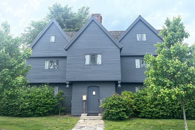 Salem Movie Magic Tour: Hocus Pocus and Bewitched locations - What the guide can make or break