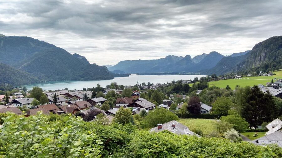 Salzburg: Hallstatt and Sound of Music Tour - Two hours in Hallstatt: beautiful, but use your time well