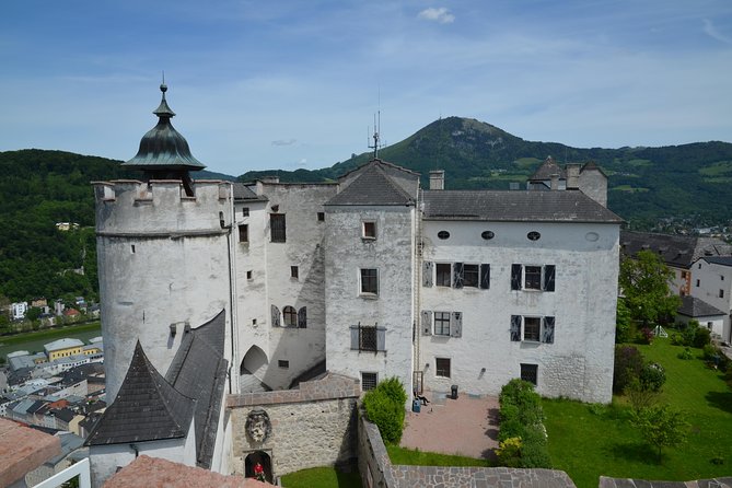 Salzburg Highlights + Sound of Music spots, transfer + guide - St. Peter’s Cemetery adds a quieter stop