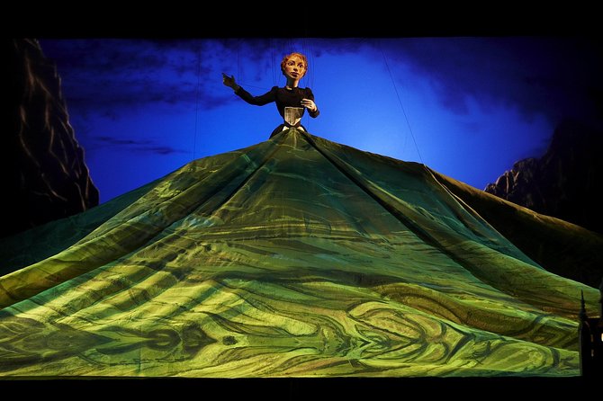 Salzburg Marionette Theater: The Sound of Music - What happens during the 1-hour-45-minute performance