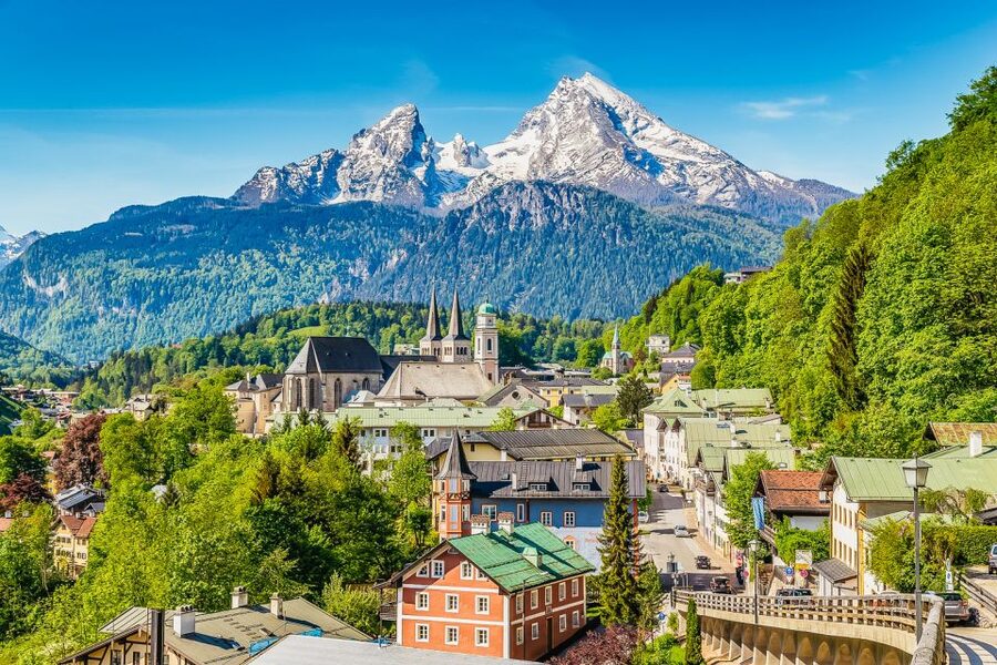 Salzburg: Sound of Music and Salt Mines Tour - Entering the 500-year-old Berchtesgaden salt mine