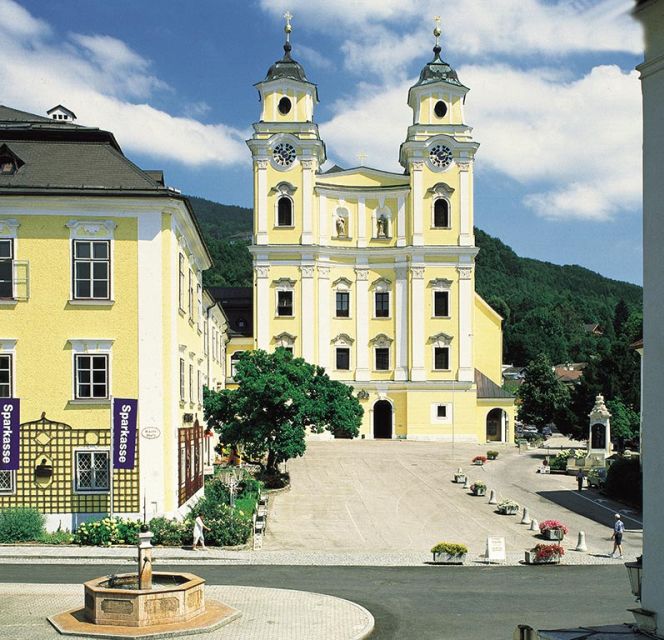 Salzburg: Sound of Music Private Half-Day Tour - Private vehicle, hotel pickup, and group size