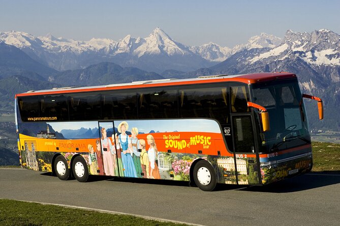 Salzburg Super Saver: Hallstatt & Original Sound of Music Tour - Mondsee and the wedding church