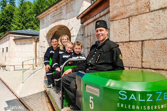 Salzburg Super Saver: Original Sound of Music and Salt Mines Day Trip - The Salzkammergut and Mondsee