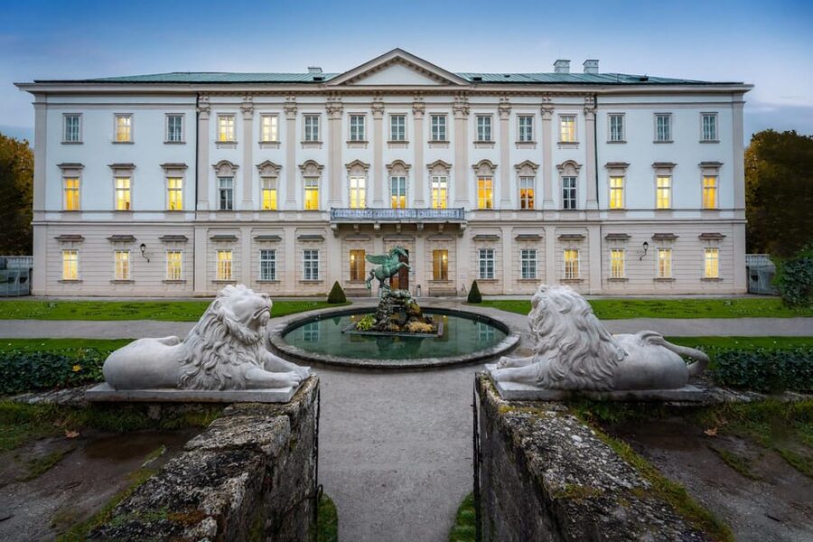 Salzburg Tour: Mirabell Gardens, Sound of Music, Mozart - Who should book this walk