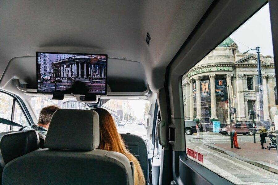 San Francisco: Movie Filming Locations Bus Tour - The movie clips are the real organizing trick