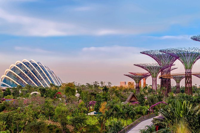 SandsSkyPark+GardensbytheBay(FlowerDome&Jurassic World)Transfers - What this six-hour Singapore outing really includes
