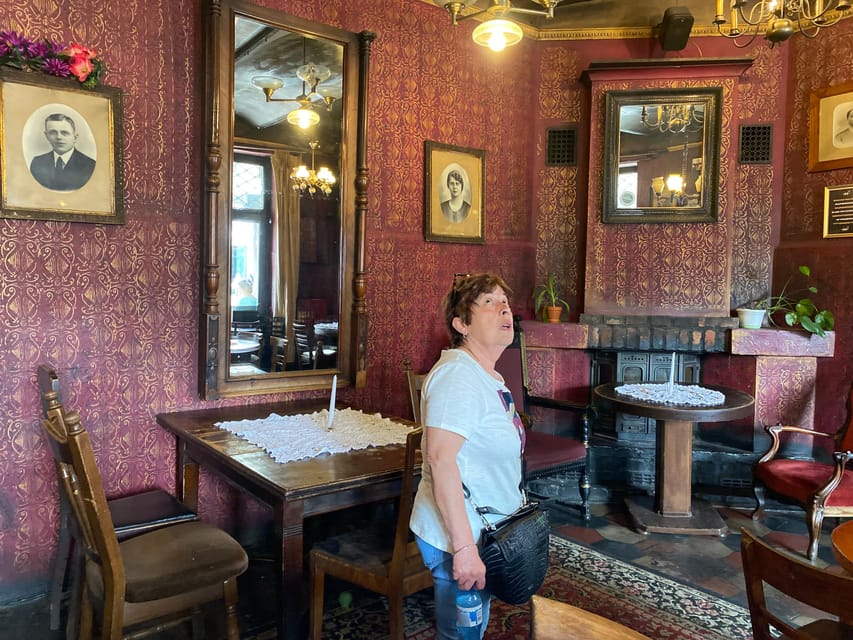 Schindler's List Movie Tour: Historic Sites & Film Location - Podgórze and the route toward Schindler’s factory
