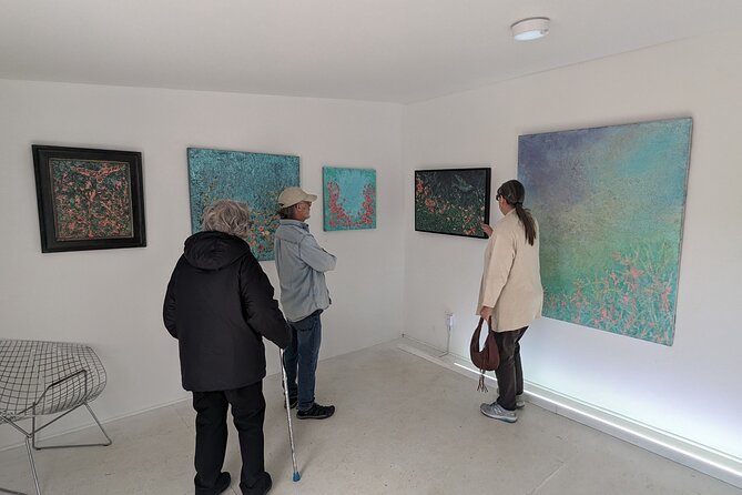 Seftel Gallery Art Experience - Meet the Artist near Santa Fe - Paintings that change when the lights go out