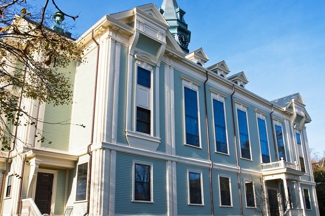 Self-Guided Scavenger Hunt: The Crown Jewel of Cape Cod - Starting at 460 Commercial Street