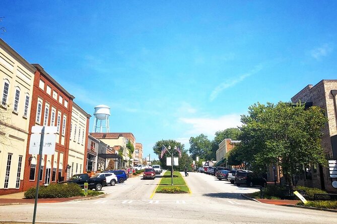 Senoia The Walking Dead Film locations 2 hours Walking Tour - Woodbury: seeing Senoia through The Walking Dead