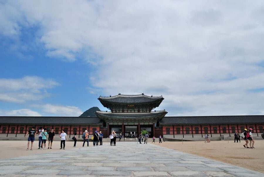 Seoul: K-Pop Demon Hunters Filming Location Tour - Bukchon Hanok Village: traditional streets with a pop-culture link