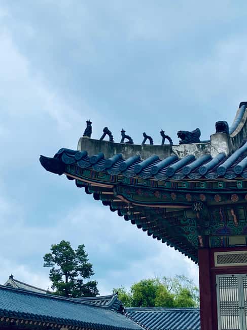 Seoul: K-Pop Demon Hunters Filming Location Tour - Naksan Park: city views and a change of pace